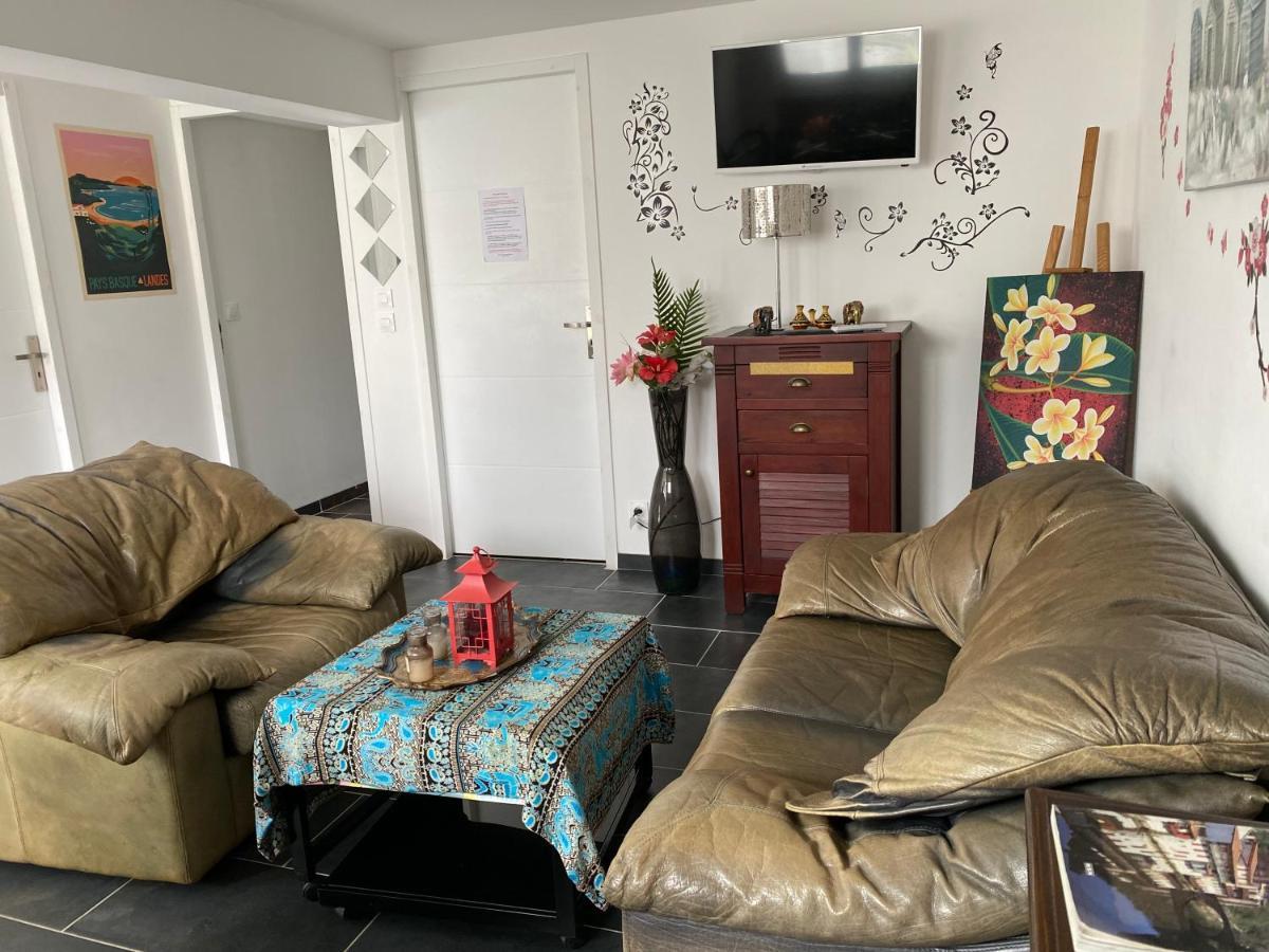 Appartement 4 Personnes Proche Landes Et Cote Basque タルノス エクステリア 写真